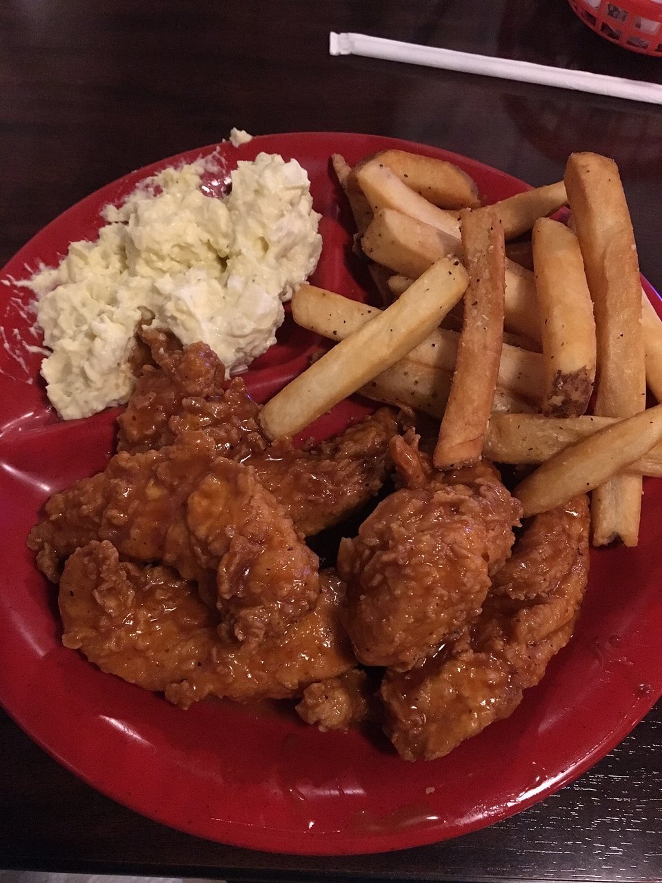 Lancaster`s BBQ & Wings